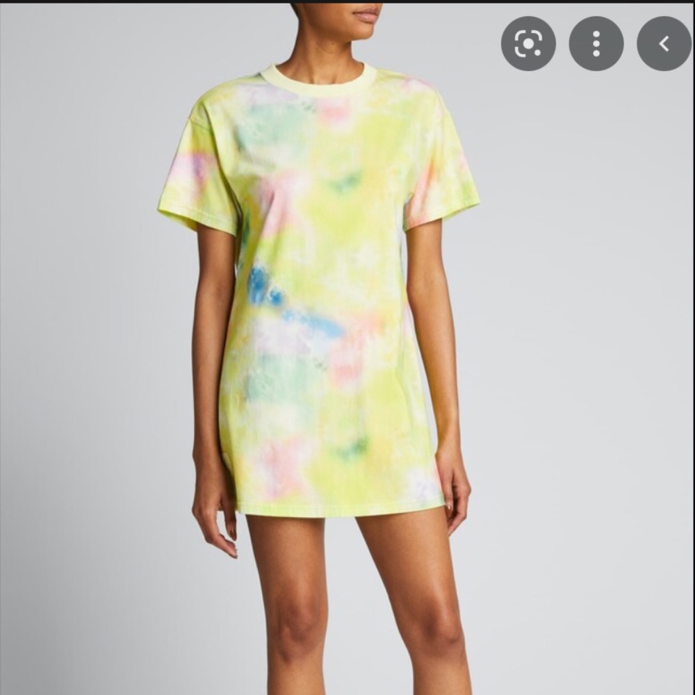 Alice + Olivia Garner T Shirt Dress